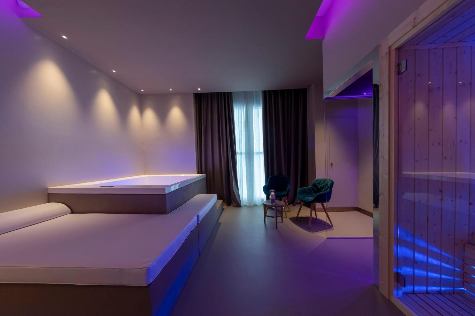 Hotel Smart